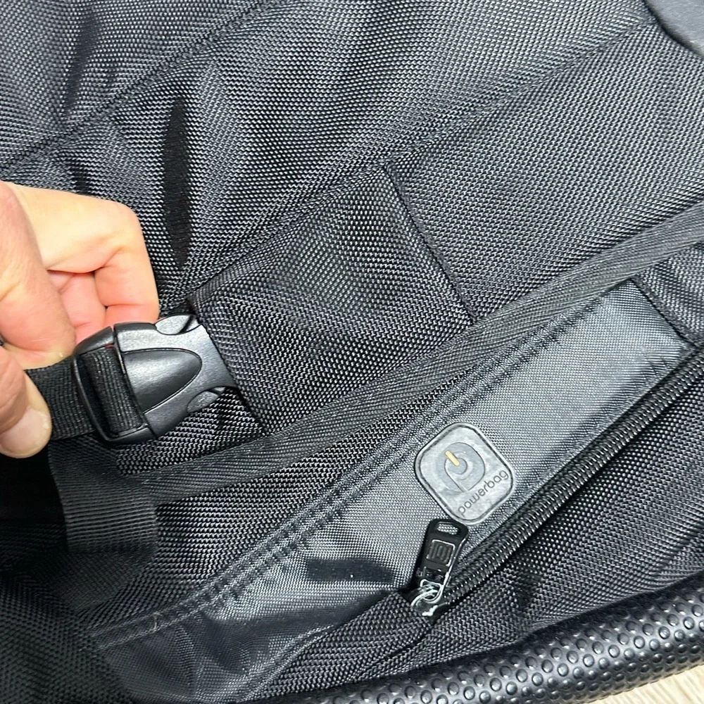 Powerbag Messenger Bag FUL Smartphone tablet laptop charging bag Missing Charger